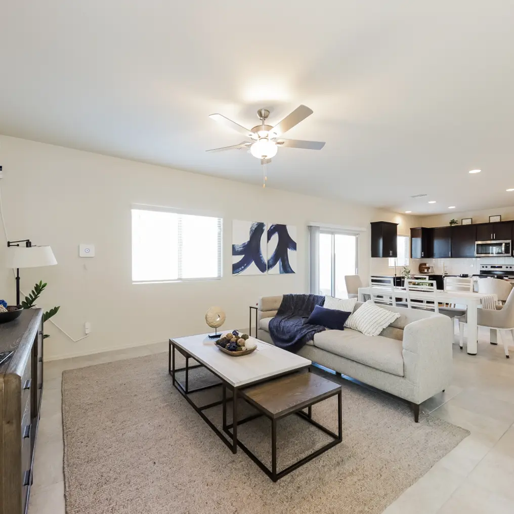 Copper Falls_Model Home_11