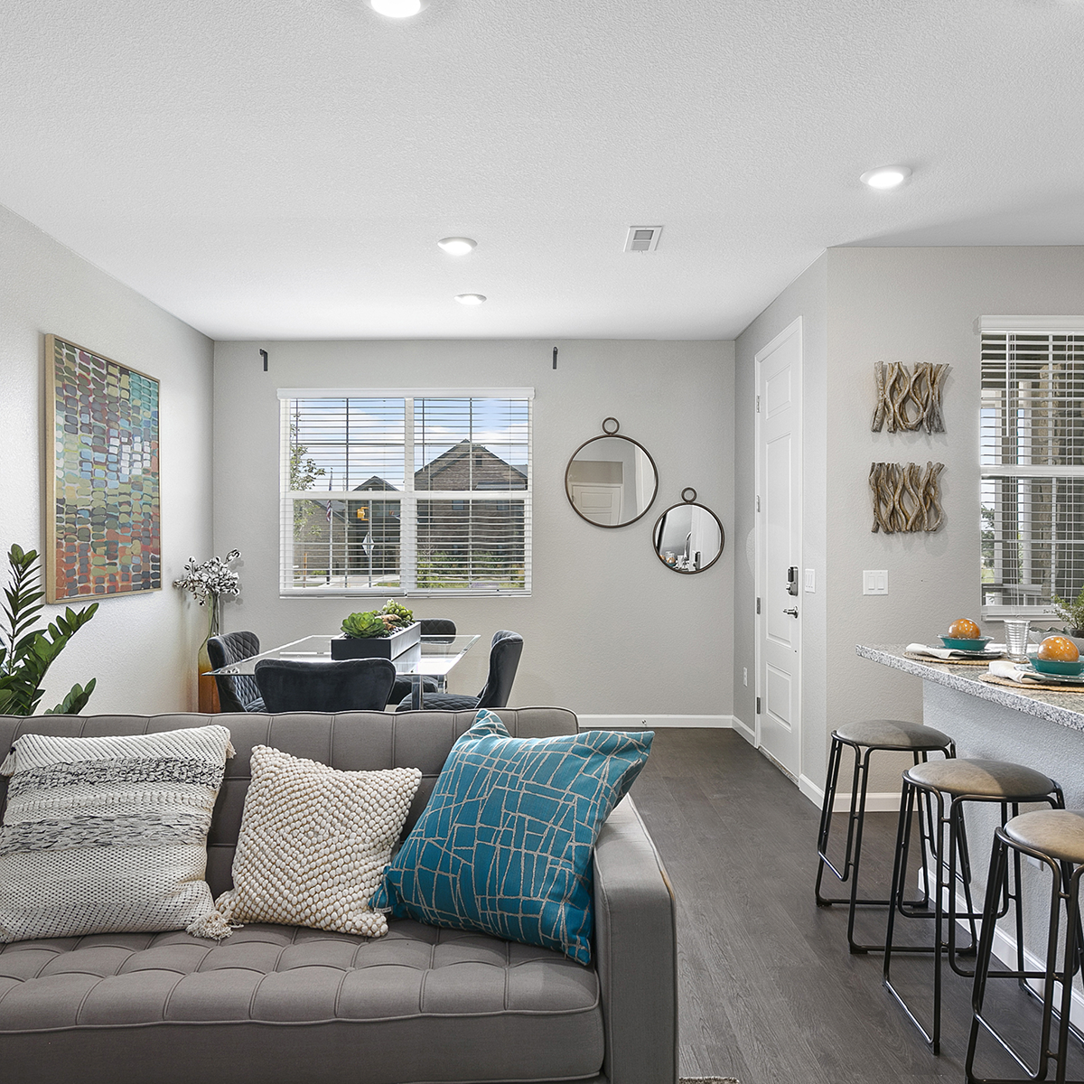 Murphy Creek_Image Carousel_Living Room1