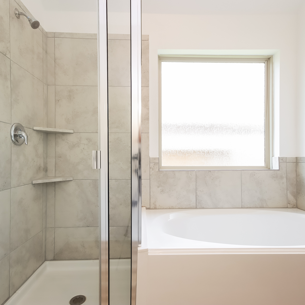 Tavola_Image Carousel_Bathroom3