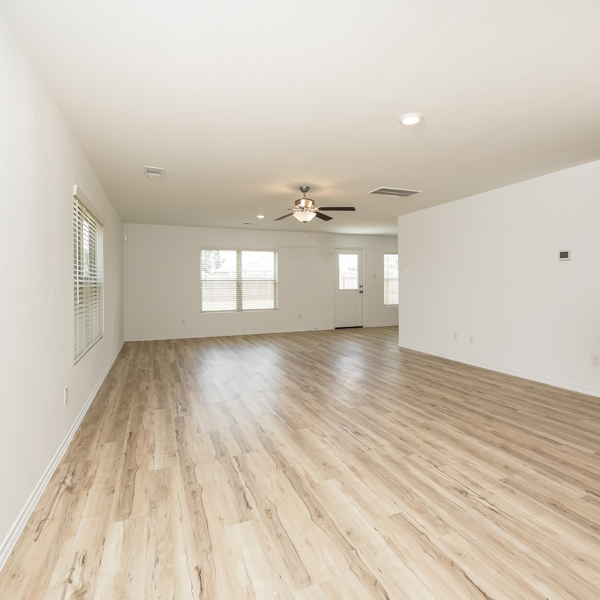 Tavola_Image Carousel_Living Room2