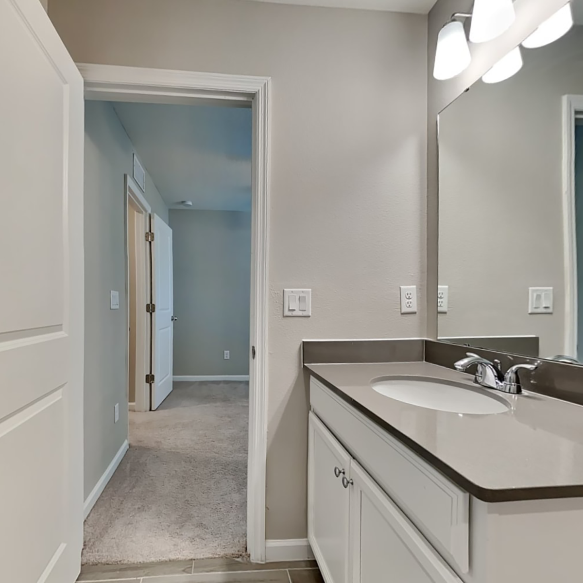 Spartina Cove_Image Carousel_Bathroom