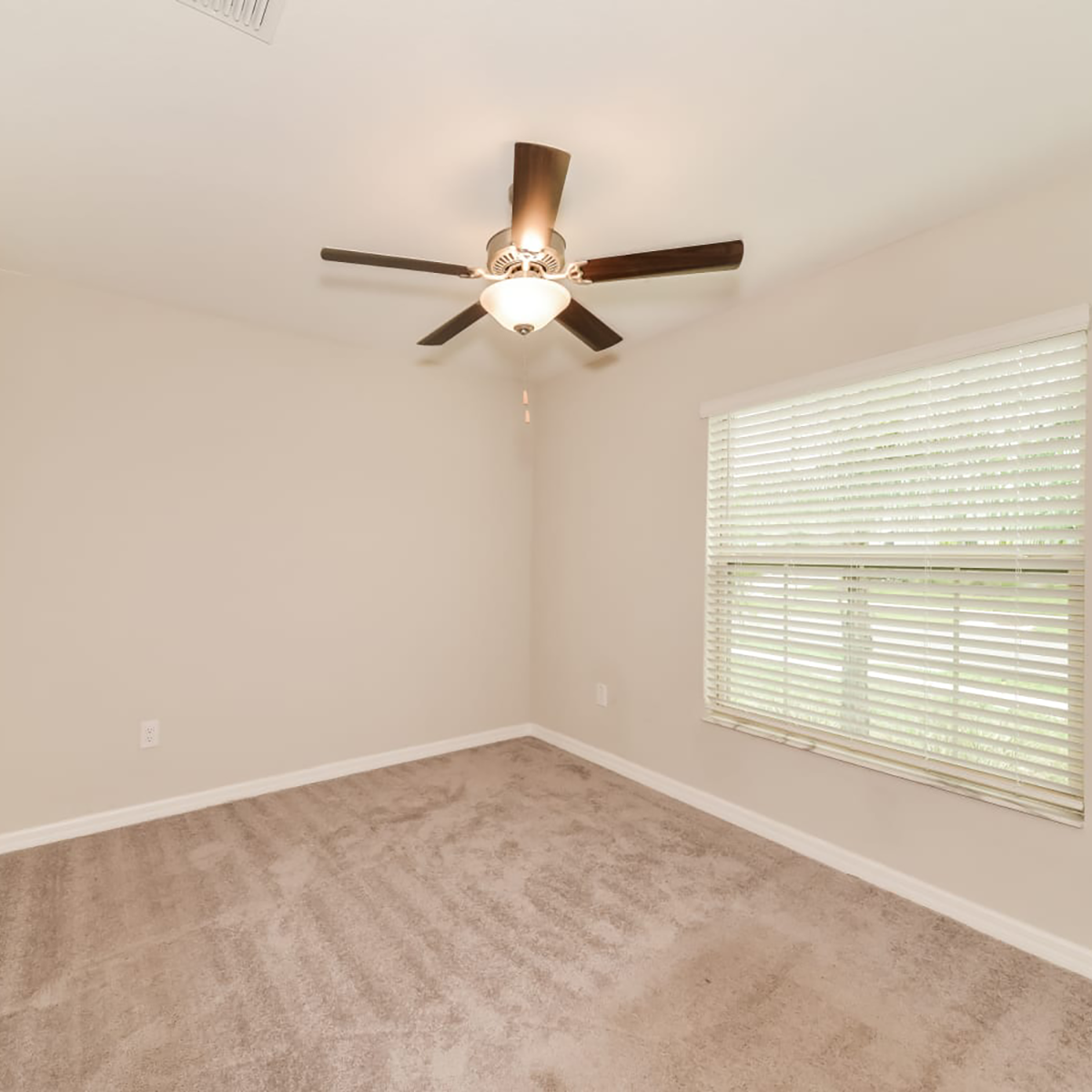 Spencer Creek_Image Carousel_Bedroom
